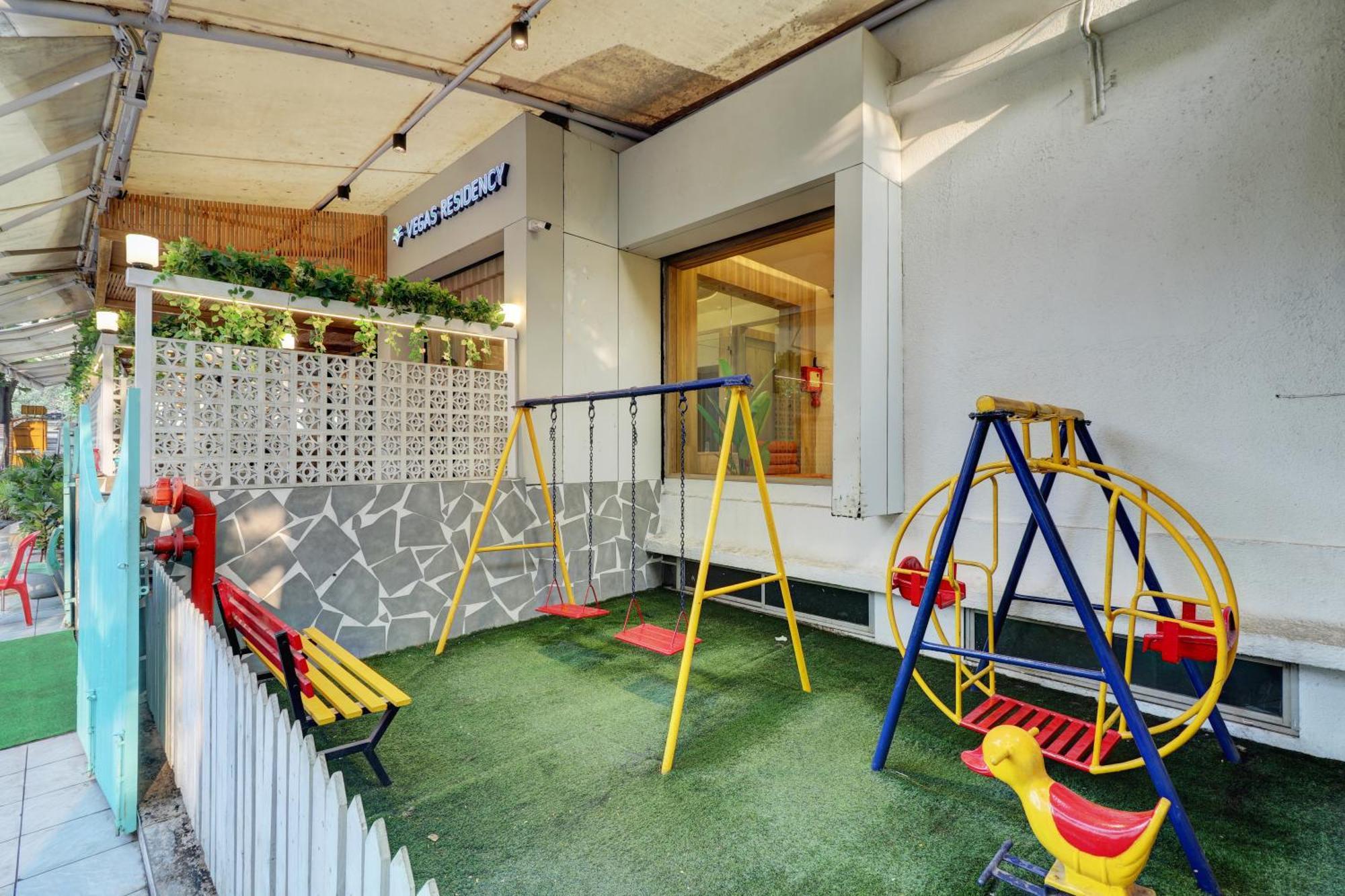 Hotel Vegas Residency Kalyān Exterior foto