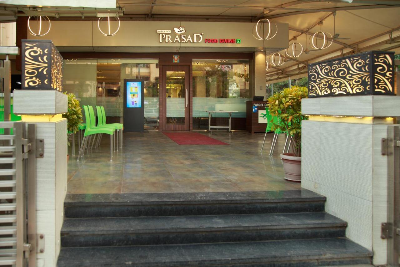 Hotel Vegas Residency Kalyān Exterior foto